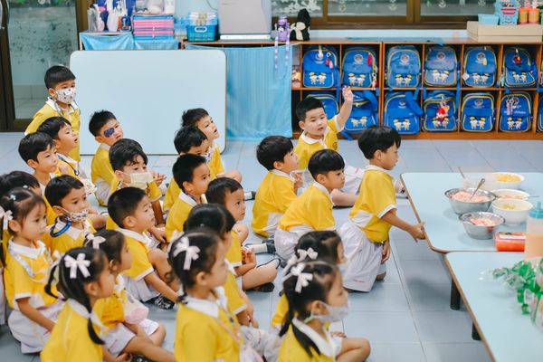 โรงเรียนปรีชานุศาสน์